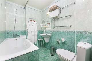 Гостиница Де ла Мапа All inclusive Анапа Standard Family Room-10